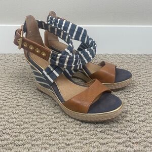 Sperry Top-Sider Aurora Cognac Navy Breton Stripe Wedge - Size 7
